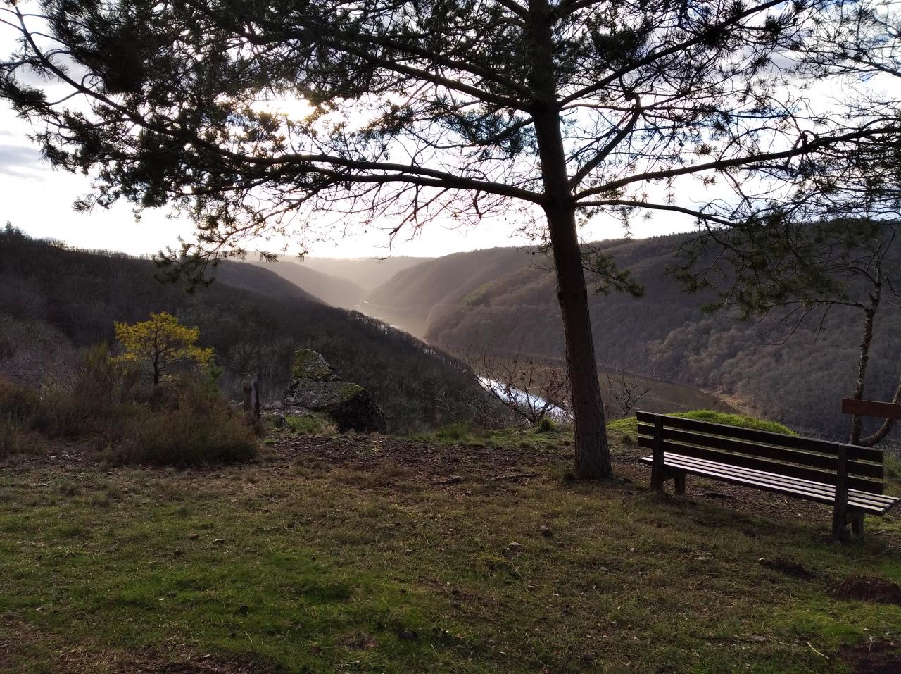 Vue-Gorges_Dordogne.jpg